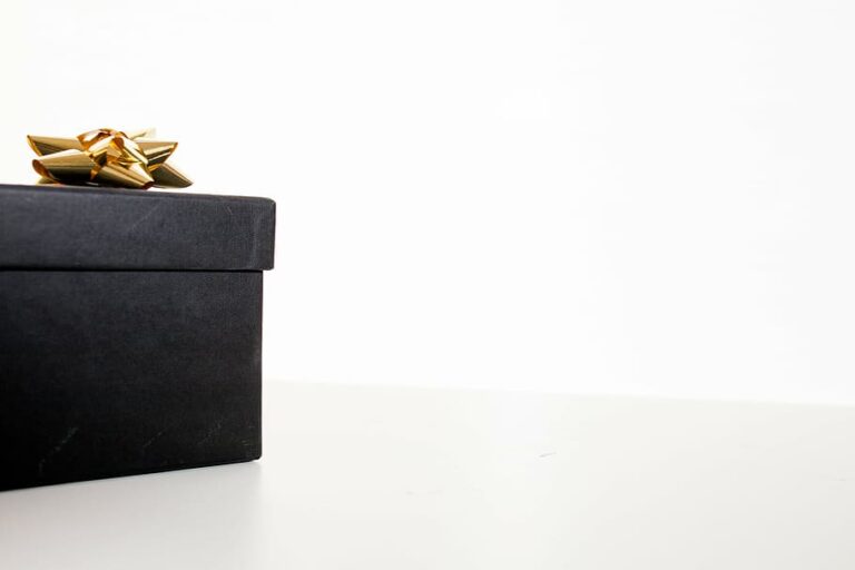 Varied Textures, Colors and Theming for Branded Boxes